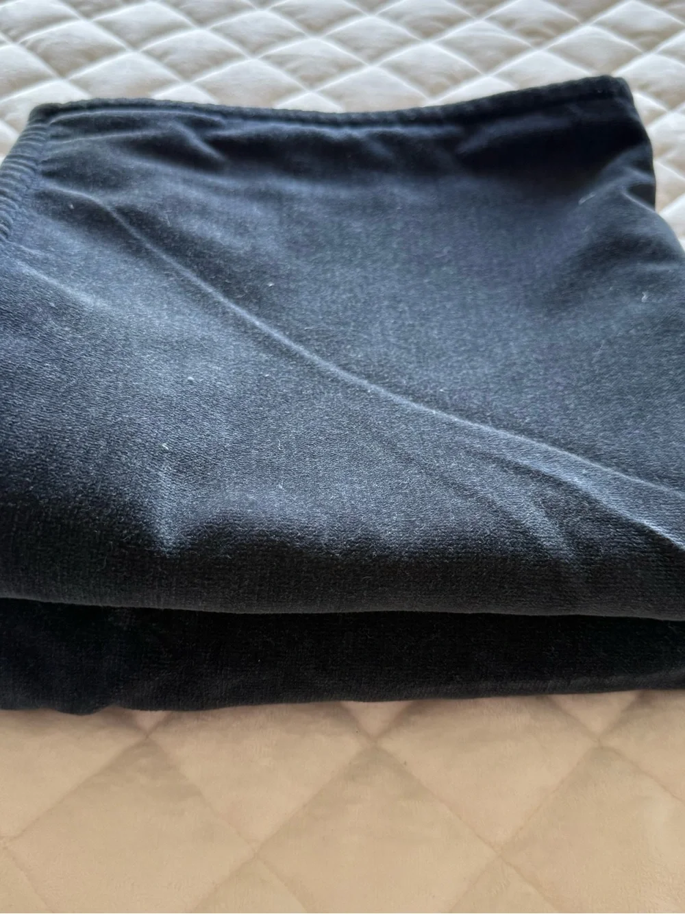 Set of 2 Pottery Barn Everywhere Velvet Pillow Covers 20x20 Midnight Blue Navy